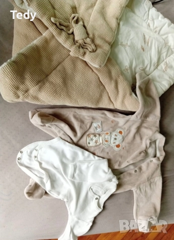 Лот бебешки аксесоари , снимка 2 - Комплекти за бебе - 52582587