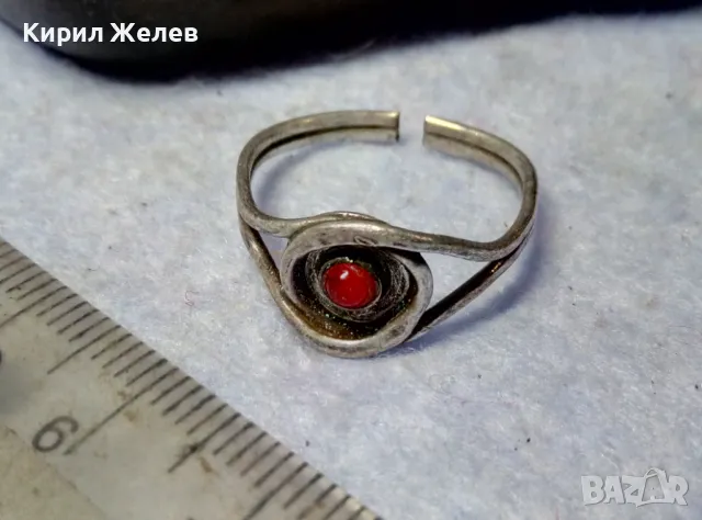 СТАРИНЕН РЕГУЛИРУЕМ СКЪПОЦЕНЕН ПРЪСТЕН СРЕБРО ВИСОКА ПРОБА с ЧЕРВЕН РЪЧНО ФАСЕТИРАН КАМЪК 47970, снимка 7 - Антикварни и старинни предмети - 49551762