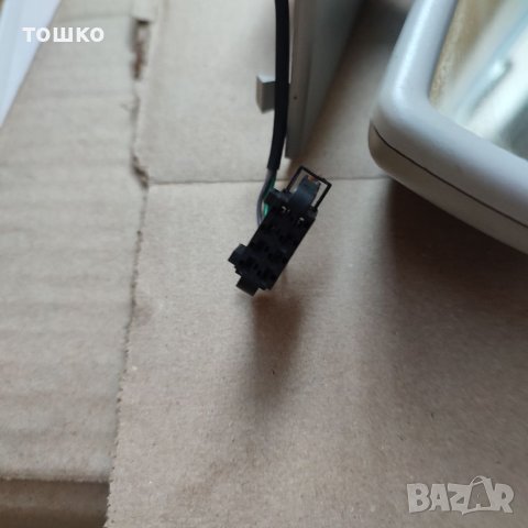 Вътрешно затъмняващо огледало Gentex с амбиенто лед осветление , снимка 7 - Части - 40878208