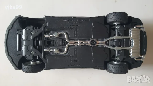 Nissan GT-R 2009 и Chevrolet Camaro 2017 - Мащаб 1:18, снимка 18 - Колекции - 55626301
