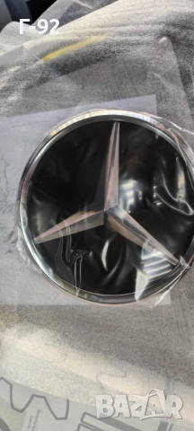 A1648880411**NEU**Mercedes Benz**КАПАЧКА ЗА ДИСТРОНИК**ЕМБЛЕМА ПРЕДНА**, снимка 6 - Части - 51823277