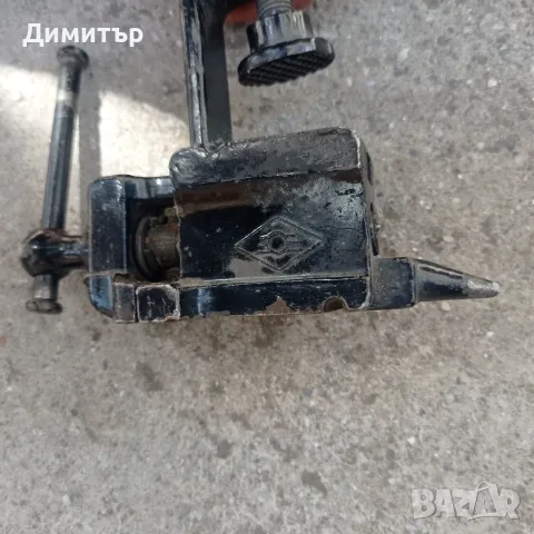 Антиварно часовникарско / бижутерско менгеме с мини наковалня, СССР, снимка 3 - Антикварни и старинни предмети - 55835200