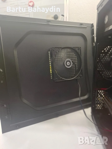 Геймърски компютър ryzen 5 3600 | RX 6600xt | 16 gb RAM, снимка 11 - Геймърски - 53667976