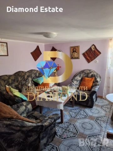 Двуетажна къща в село Добрич, общ. Димитровград, снимка 8 - Къщи - 51204658