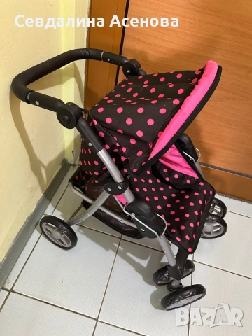 Количка за малки принцеси , снимка 2 - Кукли - 52611985