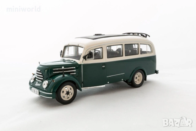 Robur LD 3001 автобус - мащаб 1:43 на IST моделът е нов в PVC дисплей-кейс