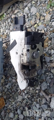 Предна лява брава Peugeot 207