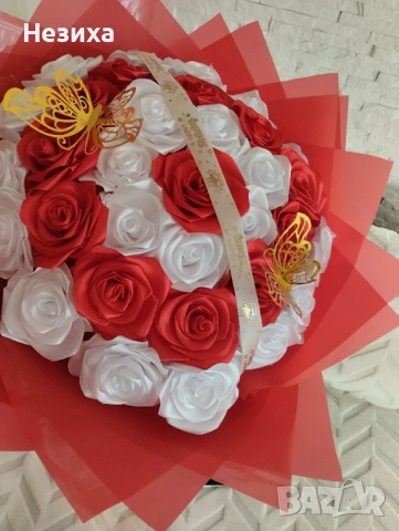 Аранжировки с цветя , снимка 3 - Подаръци за жени - 53613791