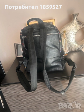 Дамска раница Desigual., снимка 4 - Раници - 53769476