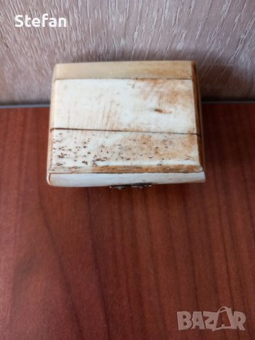 Кутийка за бижута от кост, снимка 4 - Антикварни и старинни предмети - 40079545