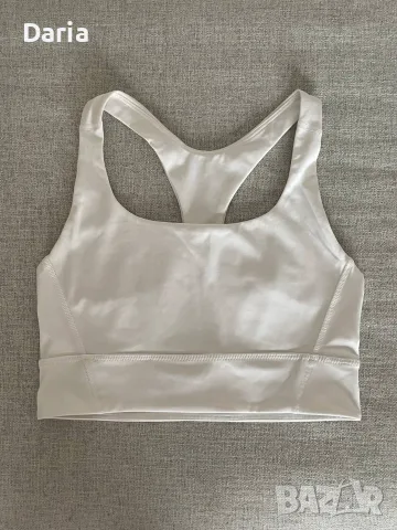Дамски спортен топ в бял цвят (H&M)