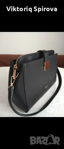 Нова черна дамска чанта , снимка 2 - Чанти - 56300797
