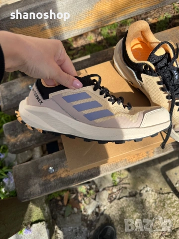 Туристически обувки Adidas Terrex, снимка 3 - Маратонки - 53844690