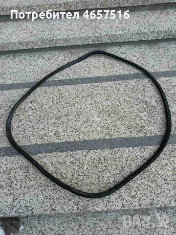 Уплътнение на предна лява врата на Ауди Audi A8 D4 H4 само за 30лв., снимка 2 - Части - 52515080
