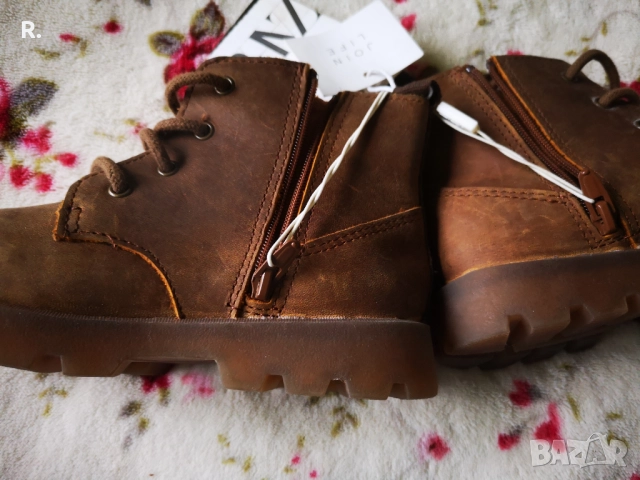 Zara Нови Боти естествена кожа р-р 25, снимка 4 - Детски боти и ботуши - 52003607