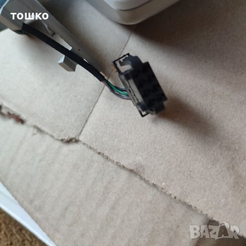 Вътрешно затъмняващо огледало Gentex с амбиенто лед осветление , снимка 6 - Части - 40878208