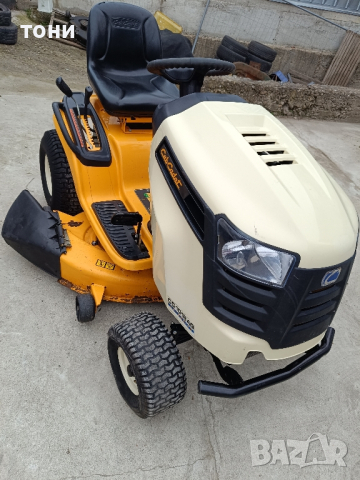 тракторна косачка Cub Cadet , снимка 1 - Градинска техника - 44559619