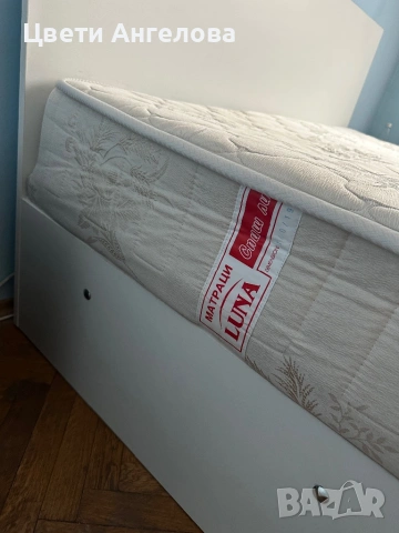 Спалня с матрак и топ матрак – много запазена 190/140, снимка 5 - Спални и легла - 53773060