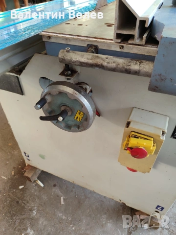 циркуляр за масив с чисто нова карета 1600мм.мотор 4 kw.без подрезвач, снимка 6 - Други машини и части - 53516700