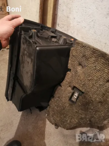 Audi A4 B5 Жабка , снимка 4 - Части - 48428350