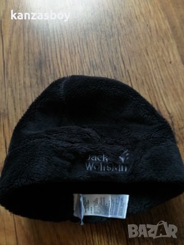 jack wolfskin - страхотна юношеска шапка КАТО НОВА, снимка 3 - Шапки - 39329702