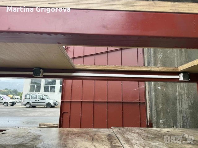 Работна маса масивна с допълнителни екстри, снимка 6 - Маси - 51540837