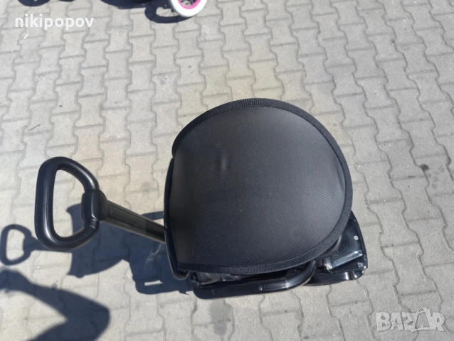 MERCEDES Кола за яздене с дръжка и сенник Mercedes-benz G350d черен, снимка 9 - Други - 53849720