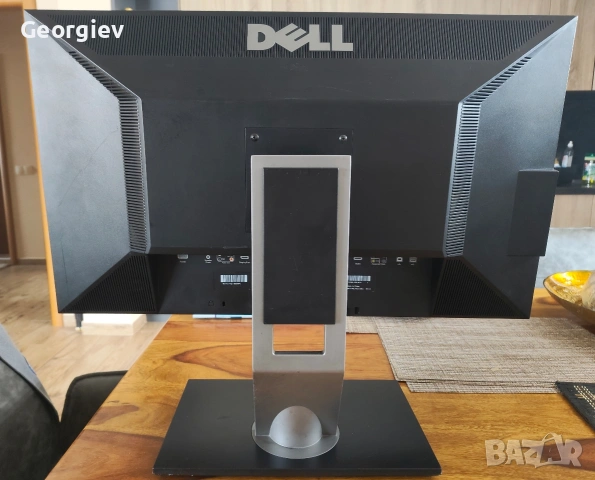 монитор Dell U2711, снимка 2 - Монитори - 53570686