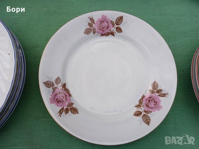 Български порцелан чинии 20 части, снимка 15 - Чинии - 35710967