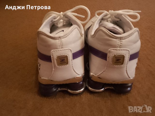 Оригинални, дамски маратонки Nike Shox, снимка 4 - Маратонки - 41664013