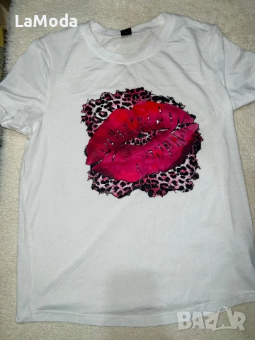 Дамска тениска, снимка 2 - Тениски - 53576592
