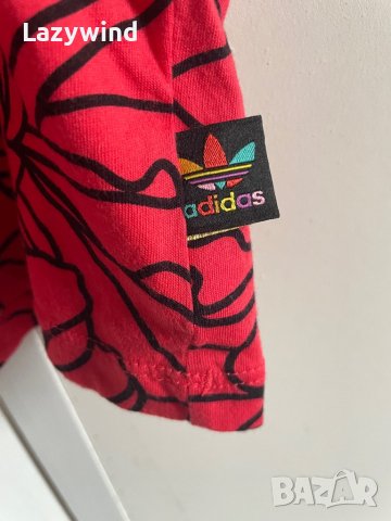 Топ Adidas Originals x Pharrell Williams, снимка 6 - Корсети, бюстиета, топове - 40679264