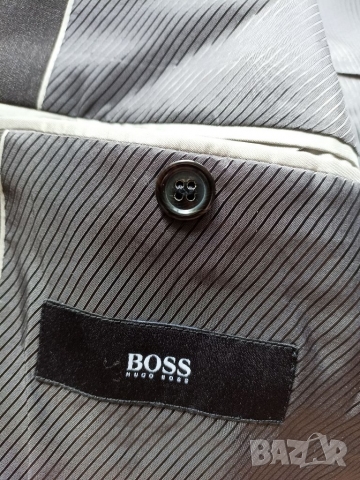 Мъжко сако Hugo Boss, снимка 3 - Сака - 36078625