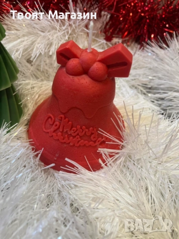 Коледна свещ Камбанка от соев восък – Червен цвят за Празника, снимка 3 - Коледни подаръци - 52681075