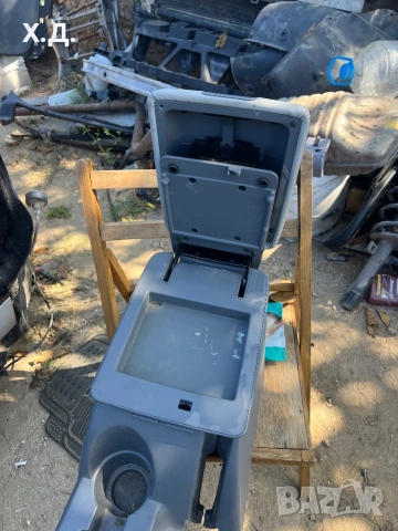 Подлакътник Хюндай Теракан 2005г, снимка 6 - Части - 51826105