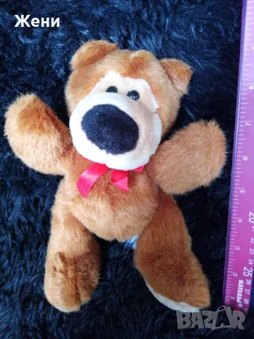 Плюшено мече с червена панделка, снимка 1