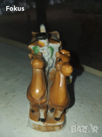 Страхотна стара порцеланова статуетка с маркировка порцелан, снимка 5 - Антикварни и старинни предмети - 53452835