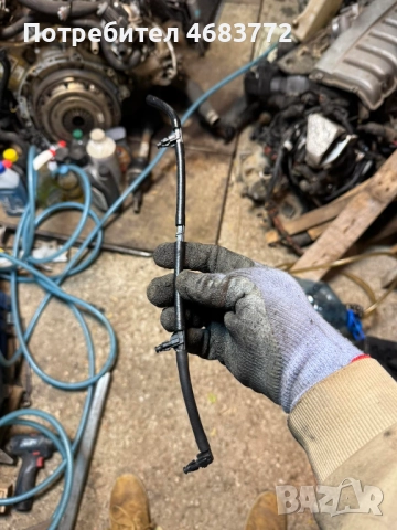 Горивен маркуч за двигател на Мерцедес Mercedes 2.2Cdi само за 10лв., снимка 2 - Части - 52805916