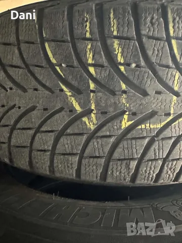 Зимни гуми Michelin размер 225/60/17, снимка 7 - Гуми и джанти - 56225822