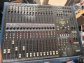 Spirit 324 LIVE DIGITAL 16 Channel Mixer by Soundcraft дигитален аудио смесител миксер + кейс, снимка 1