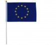 Знаме Европейски съюз 14х21 см с дръжка. Размери знаме - 14х21 см; Дължина на дръжката - 30 см; Мате, снимка 1 - Други ценни предмети - 39497268