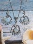 Прелестен комплект бижута със скъпоценни камъни Опал и орнаменти в цвят Сребро, снимка 1 - Бижутерийни комплекти - 41138790