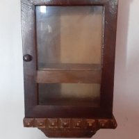 Стара дървена кутия за часовник, снимка 1 - Други ценни предмети - 41634316