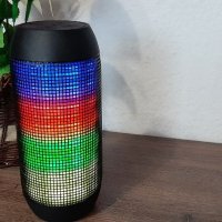 Bluetooth портативна тонколона RGB LED осветителни. Biltema 84-1258., снимка 4 - Bluetooth тонколони - 35931044