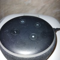 Alexa echo dot, снимка 1 - Bluetooth тонколони - 41678059