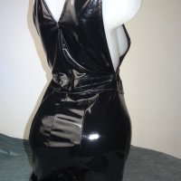 S/M Divided by H&M черна лачена/винил рокля с дълбоко деколте и цип отпред, снимка 8 - Рокли - 42588968