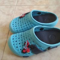 Сини  детски чехли джапанки тип Crocs, снимка 2 - Детски сандали и чехли - 35873940