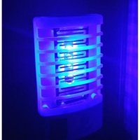 Нощна лампа против комари LED сензор Електронен капан за комари, снимка 2 - Лед осветление - 44465503