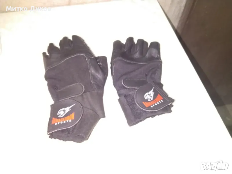 Ръкавици за фитнес отлични  колездене маркови на Армагедон размер Л, снимка 1