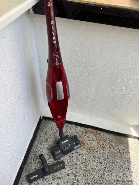 Вертикална Прахосмукачка с 10м Кабел Hoover Diva EVO DVE 01 BL 011 39400902, 750W!, снимка 1